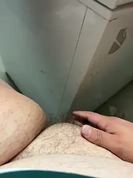 Snapshot of buri232 chatting on 13, 4, 2026 buri232 online show from 13, 4, 2026