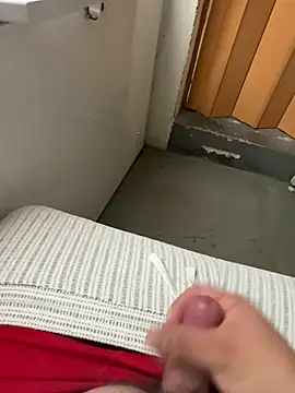 Snapshot of buri232 chatting on 17, 4, 2026 buri232 online show from 17, 4, 2026