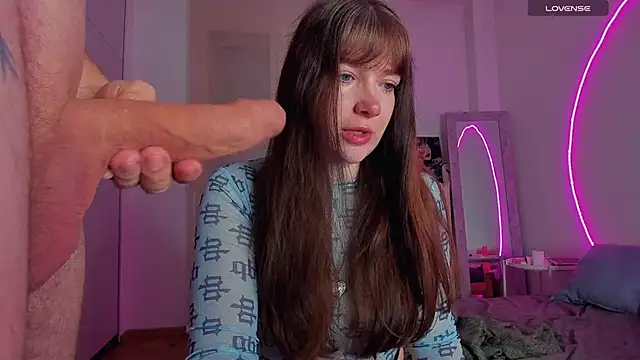 alicekaneky online show from 26, 9, 2025