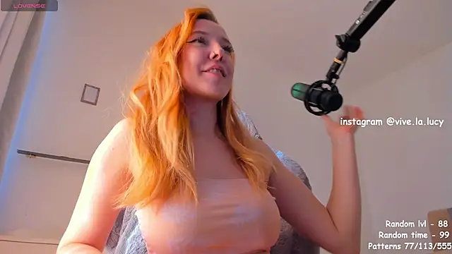 Snapshot of Lucy_Ember chatting on 10, 1, 2025 Lucy Ember online show from 10, 1, 2025