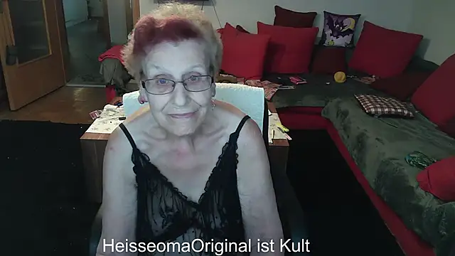 HeisseomaOriginal online show from 25, 9, 2025