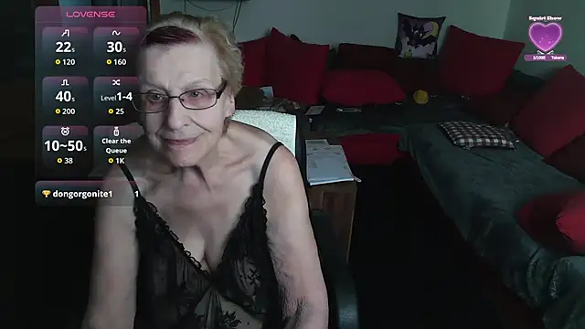 HeisseomaOriginal online show from 12, 11, 2025