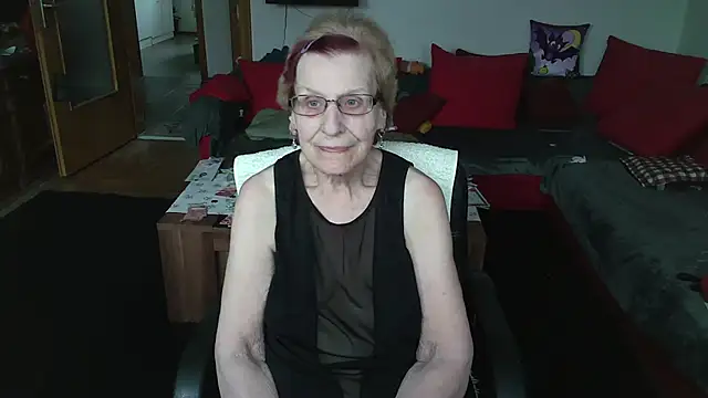 Snapshot of HeisseomaOriginal chatting on 13, 4, 2026 HeisseomaOriginal online show from 13, 4, 2026