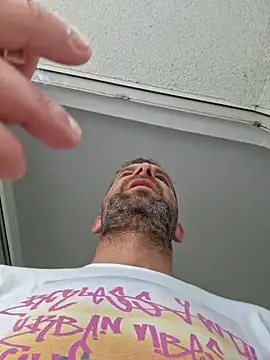 Snapshot of Mjn34 chatting on 29, 9, 2025 Mjn34 online show from 29, 9, 2025