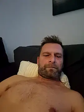 Snapshot of Mjn34 chatting on 31, 10, 2025 Mjn34 online show from 31, 10, 2025