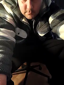 tididi1986 online show from 3, 2, 2026