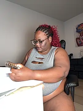 SexyHugeblackTitties online show from 12, 11, 2025