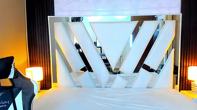 Linda4Petite online show from 13, 10, 2025