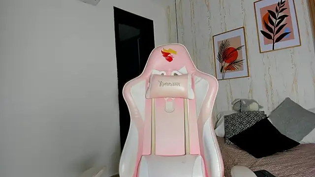 CameronCollins  online show from 16, 1, 2025