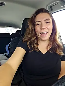 Ellie-L-Elizabeth online show from 8, 2, 2025