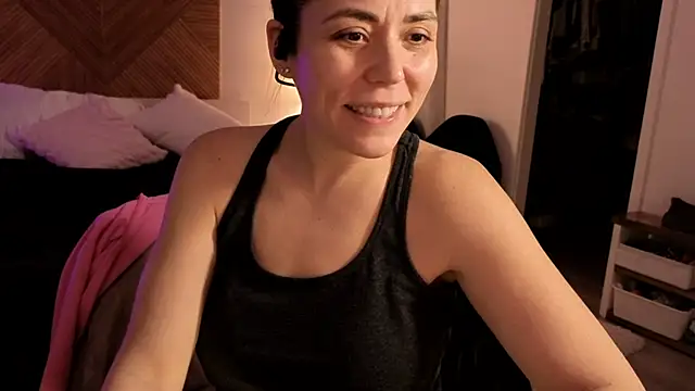 Ellie-L-Elizabeth online show from 3, 2, 2026