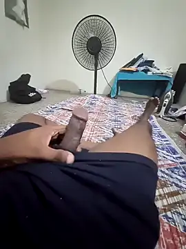 Snapshot of Raj7inchtamilan chatting on 28, 1, 2025 Raj7inchtamilan online show from 28, 1, 2025