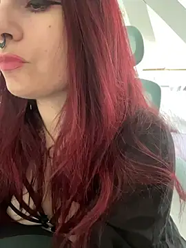 LunaMoongirl online show from 12, 11, 2025