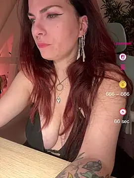 LunaMoongirl online show from 1, 6, 2026