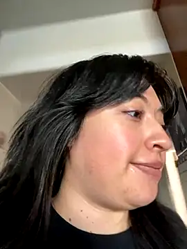 Snapshot of AriannaPena chatting on 3, 10, 2025 AriannaPena online show from 3, 10, 2025