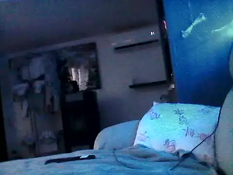 Snapshot of mickzizi chatting on 10, 12, 2024 mickzizi online show from 10, 12, 2024