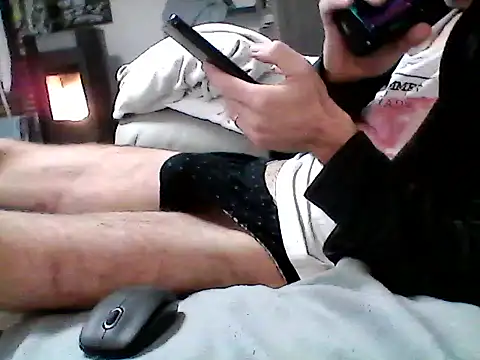 Snapshot of mickzizi chatting on 12, 12, 2024 mickzizi online show from 12, 12, 2024