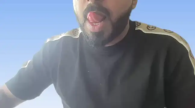 Snapshot of rahulkweel chatting on 24, 12, 2024 rahulkweel online show from 24, 12, 2024