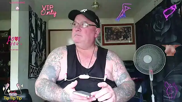 Snapshot of HOTANAL chatting on 18, 6, 2026 HOTANAL online show from 18, 6, 2026