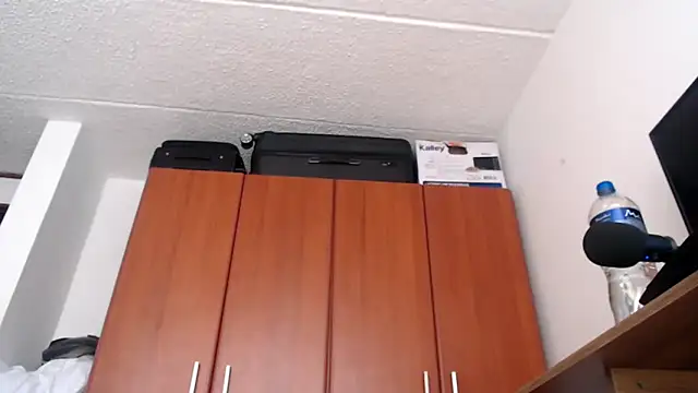 Juls winter  online show from 7, 3, 2025