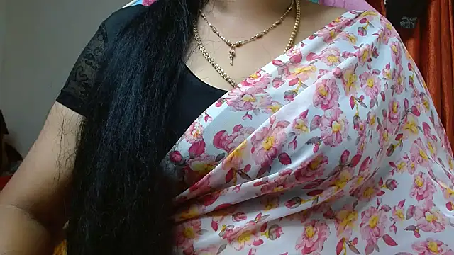 Snapshot of tamilharini chatting on 1, 10, 2025 tamilharini online show from 1, 10, 2025