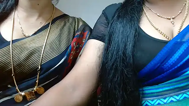 Snapshot of tamilharini chatting on 17, 10, 2025 tamilharini online show from 17, 10, 2025
