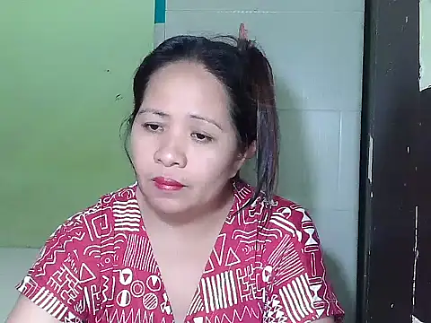 Snapshot of sweetlady_pinay chatting on 11, 10, 2025 sweetlady pinay online show from 11, 10, 2025