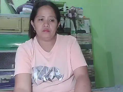 Snapshot of sweetlady_pinay chatting on 25, 3, 2026 sweetlady pinay online show from 25, 3, 2026
