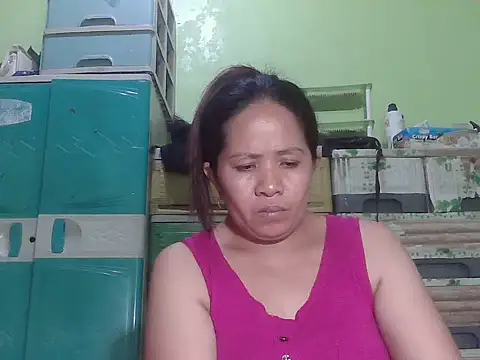 Snapshot of sweetlady_pinay chatting on 5, 4, 2026 sweetlady pinay online show from 5, 4, 2026