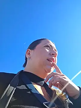 isabella rossse online show from 6, 4, 2026