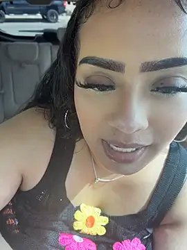 Snapshot of CarmelaAnthony chatting on 22, 4, 2026 CarmelaAnthony online show from 22, 4, 2026