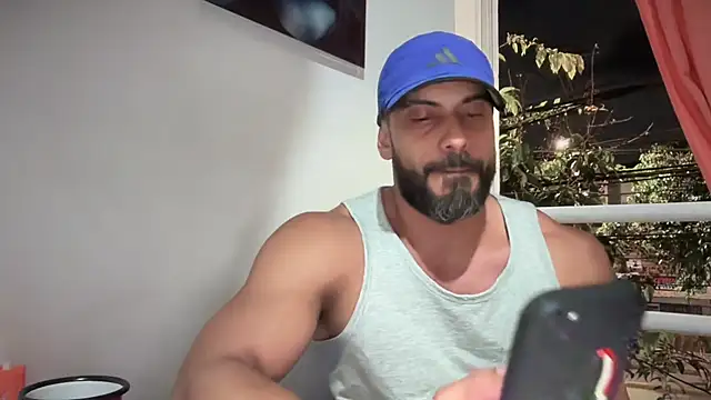 romeolovedark online show from 4, 11, 2025