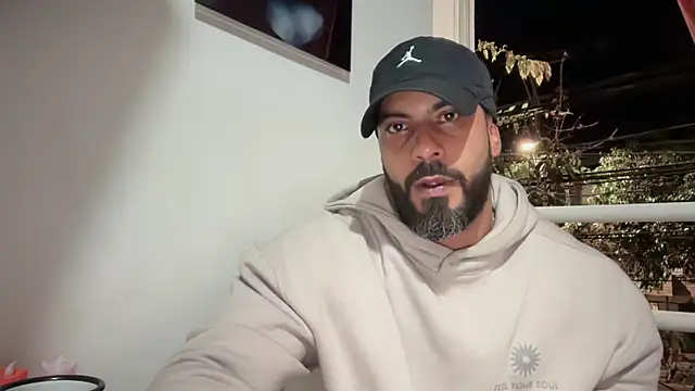 romeolovedark online show from 7, 11, 2025