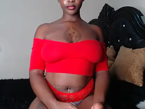 Snapshot of queenvenus2 chatting on 7, 2, 2025 queenvenus2 online show from 7, 2, 2025