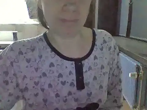 Snapshot of Moi_Lina chatting on 6, 12, 2024 Moi Lina online show from 6, 12, 2024