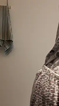 Snapshot of Moi_Lina chatting on 8, 12, 2024 Moi Lina online show from 8, 12, 2024