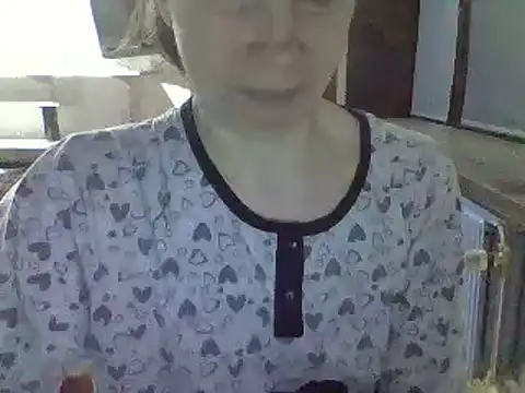 Snapshot of Moi_Lina chatting on 8, 12, 2024 Moi Lina online show from 8, 12, 2024