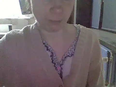 Snapshot of Moi_Lina chatting on 27, 1, 2025 Moi Lina online show from 27, 1, 2025