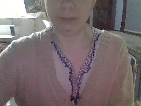 Snapshot of Moi_Lina chatting on 27, 1, 2025 Moi Lina online show from 27, 1, 2025