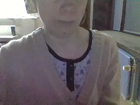 Snapshot of Moi_Lina chatting on 6, 2, 2025 Moi Lina online show from 6, 2, 2025