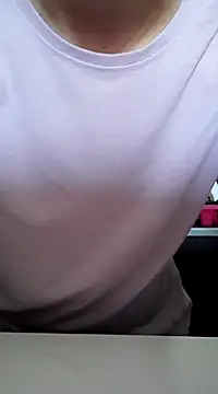 Snapshot of Moi_Lina chatting on 7, 3, 2025 Moi Lina online show from 7, 3, 2025