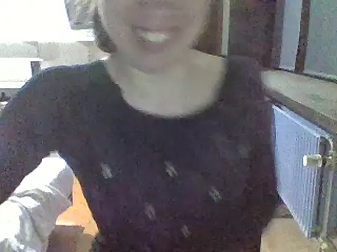 Snapshot of Moi_Lina chatting on 7, 3, 2025 Moi Lina online show from 7, 3, 2025