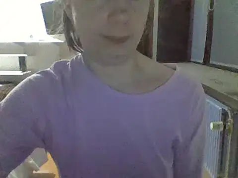 Snapshot of Moi_Lina chatting on 15, 3, 2025 Moi Lina online show from 15, 3, 2025