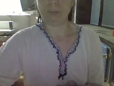 Snapshot of Moi_Lina chatting on 14, 9, 2025 Moi Lina online show from 14, 9, 2025