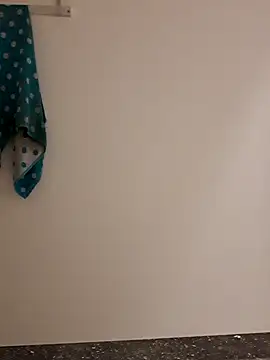 Snapshot of Moi_Lina chatting on 15, 9, 2025 Moi Lina online show from 15, 9, 2025