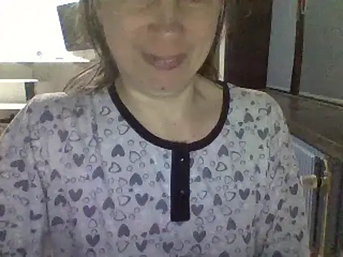 Snapshot of Moi_Lina chatting on 13, 10, 2025 Moi Lina online show from 13, 10, 2025