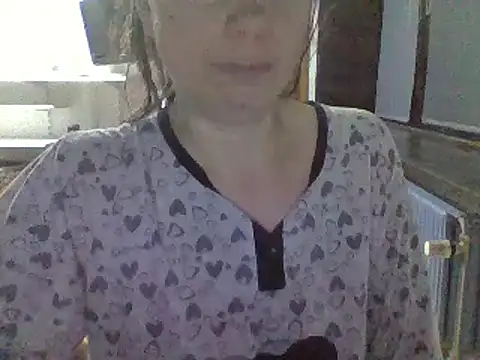 Snapshot of Moi_Lina chatting on 22, 10, 2025 Moi Lina online show from 22, 10, 2025