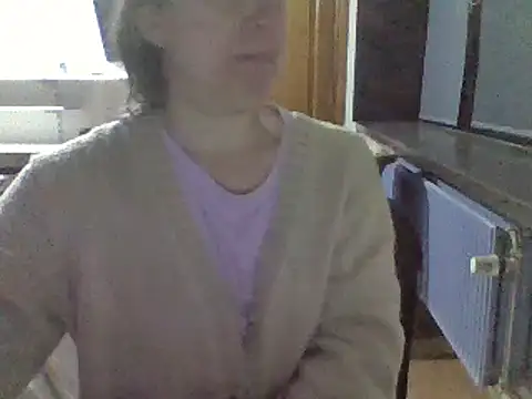 Snapshot of Moi_Lina chatting on 10, 11, 2025 Moi Lina online show from 10, 11, 2025