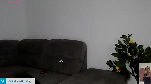 Snapshot of Goddess_Tina chatting on 27, 3, 2026 Goddess Tina online show from 27, 3, 2026