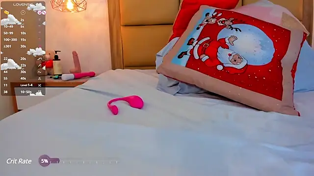 TIFFANYRUSSO online show from 12, 12, 2024